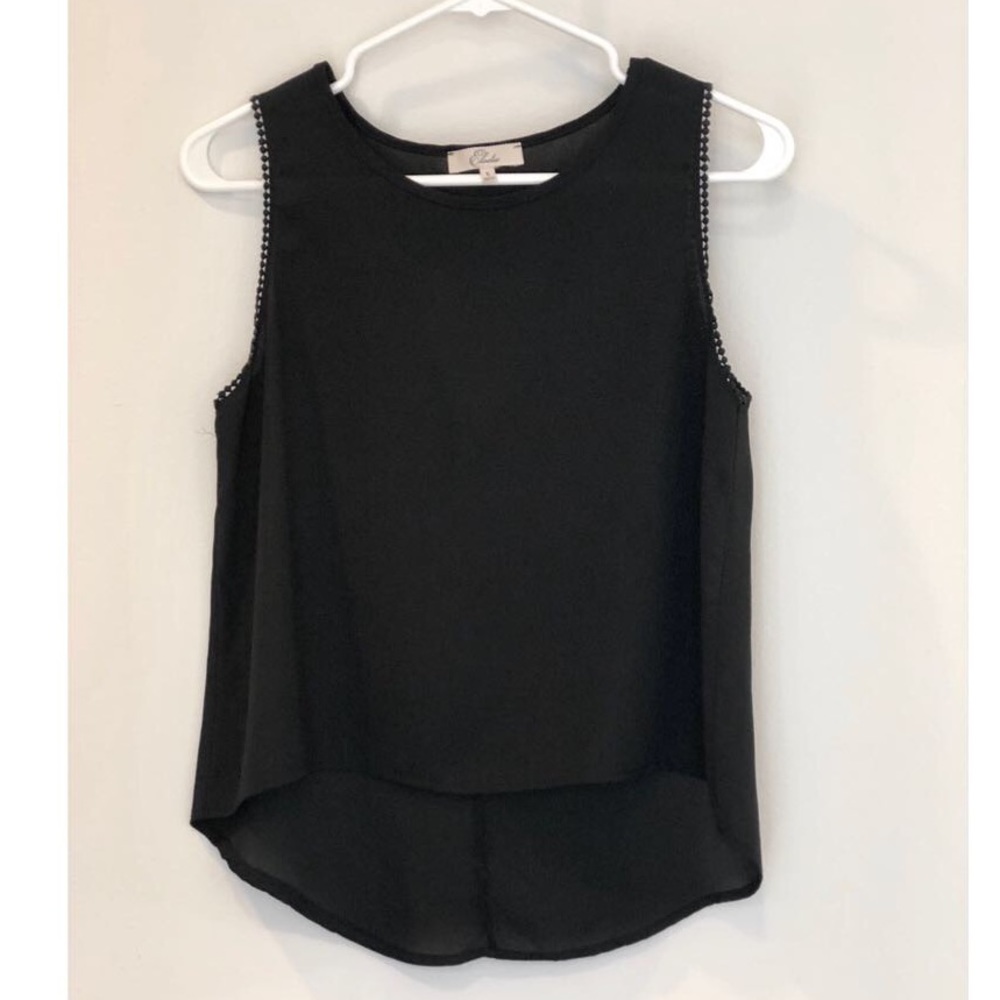 Black flowy tank